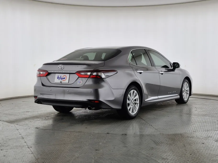 2024 Toyota Camry  GLE 