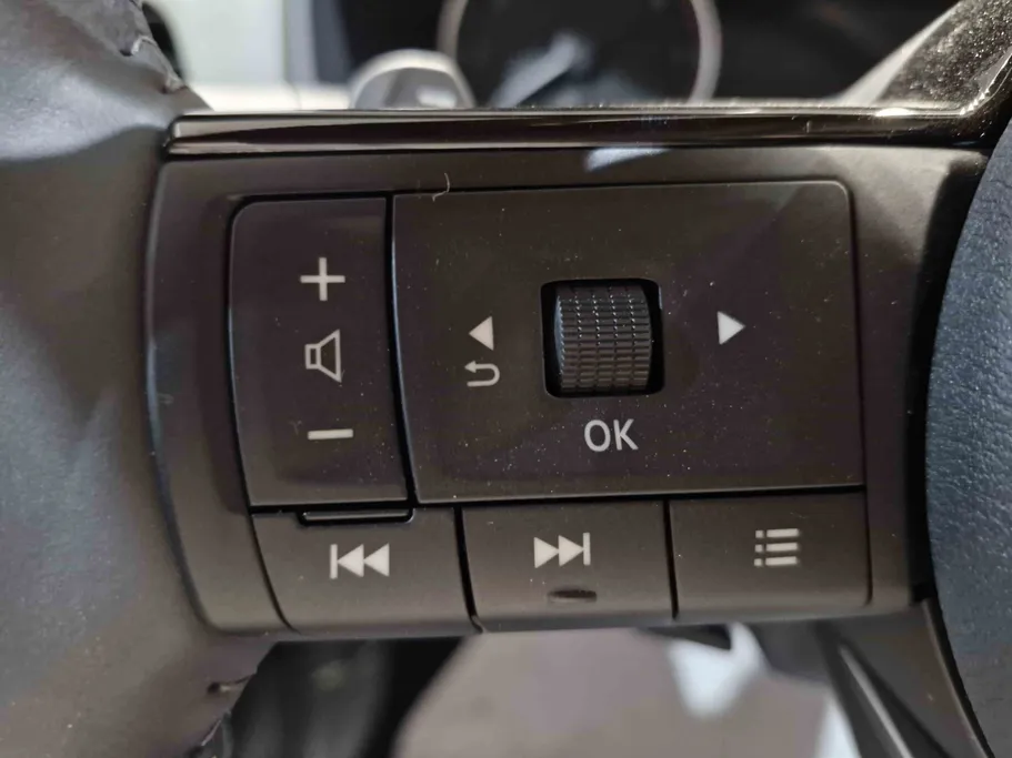 2025 Nissan Xtrail SV Plus 