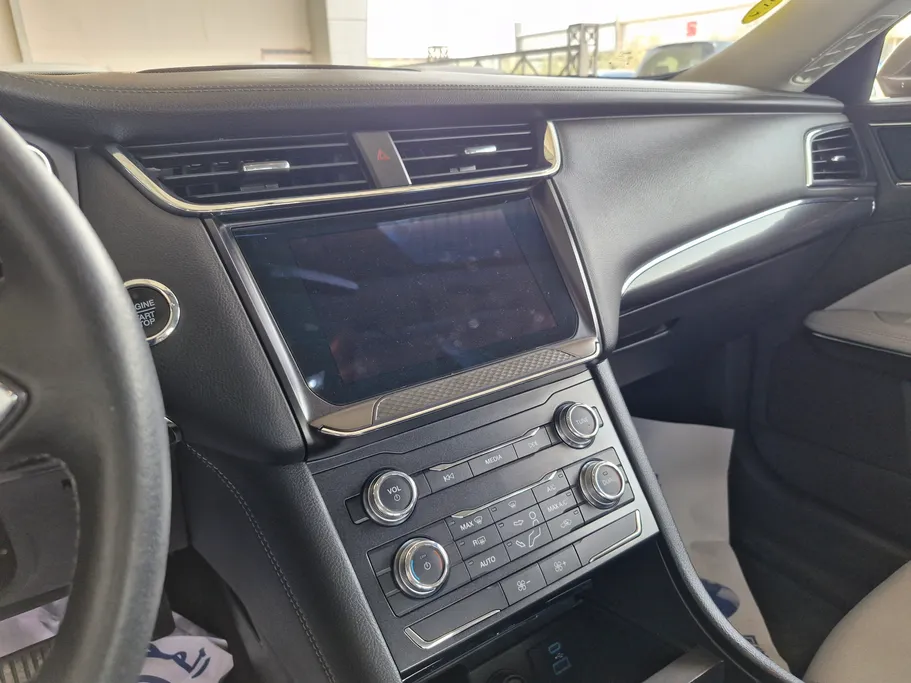 2020 Ford Taurus Ambiente 