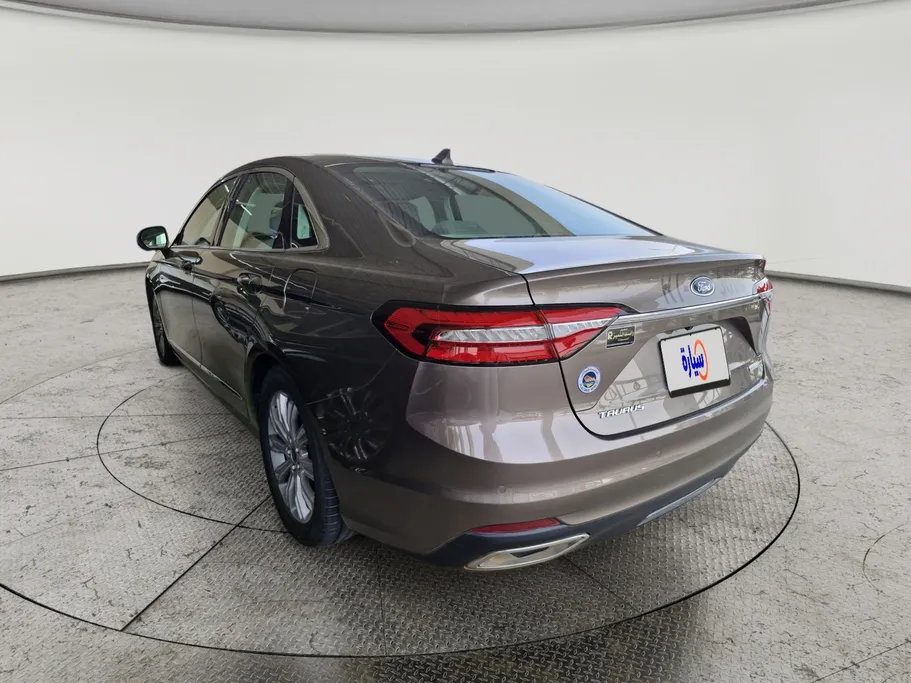 2020 Ford Taurus Ambiente 
