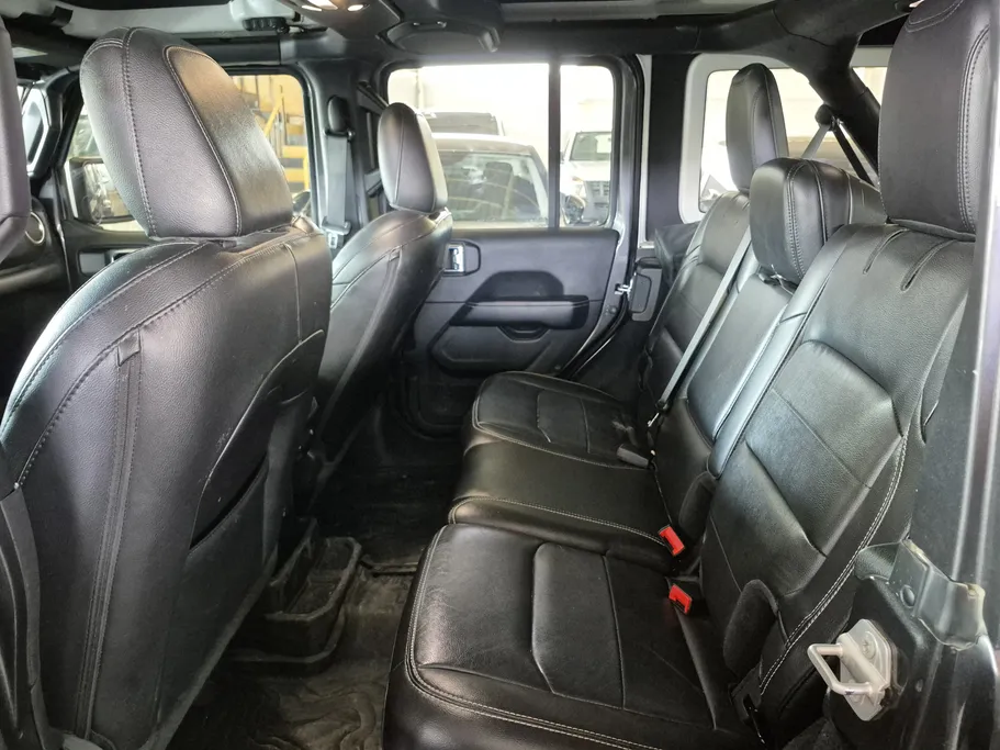 جيب رانجلر انلمتد صحارى 2021 