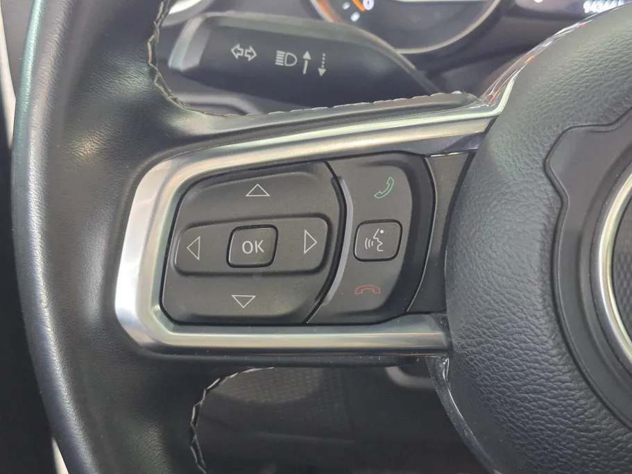 جيب رانجلر انلمتد صحارى 2021 