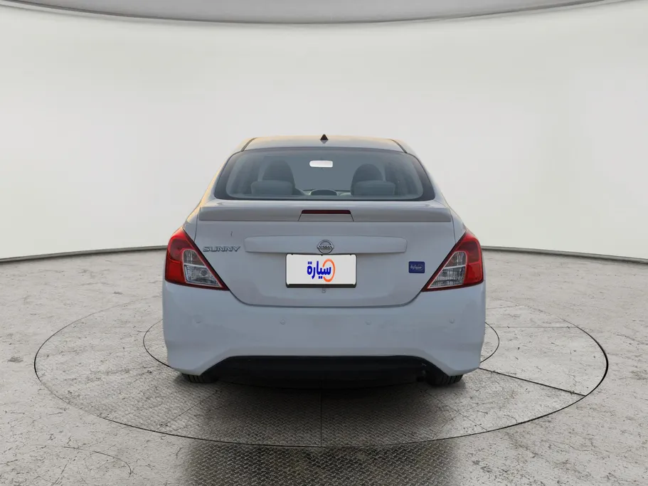 2022 Nissan Sunny SV 