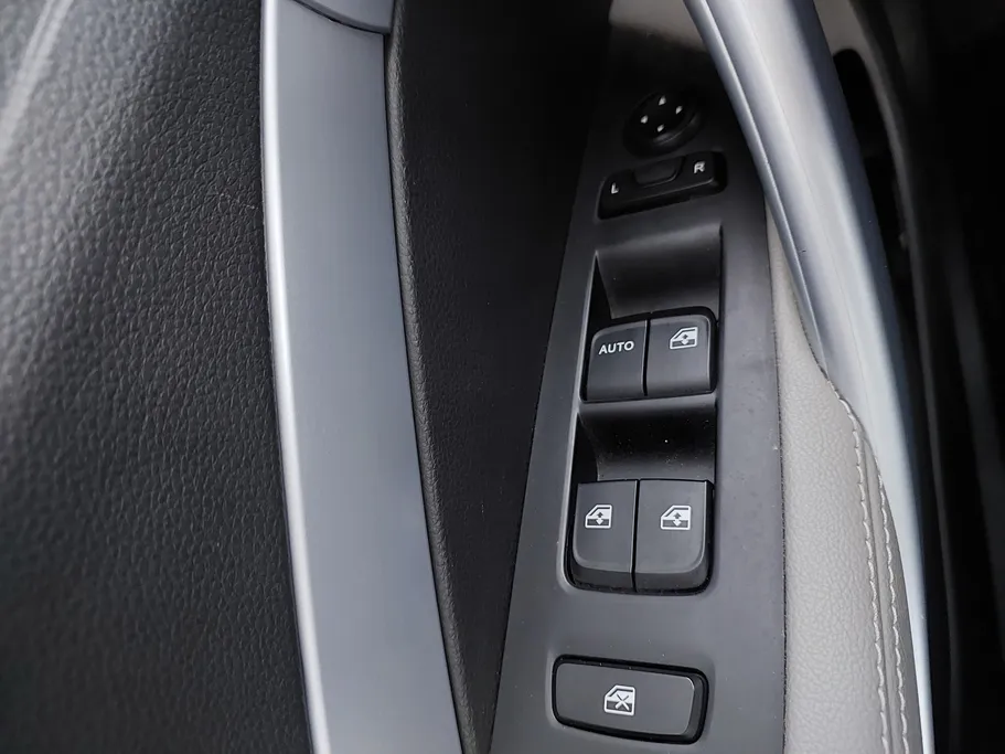 2023 Chevrolet Groove LT 