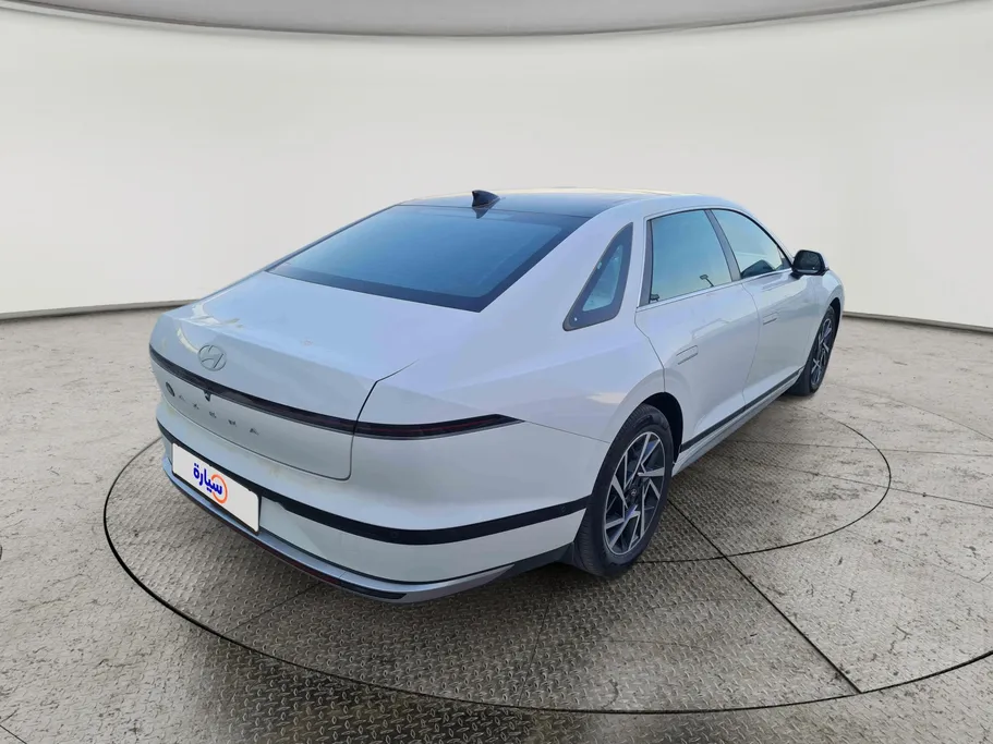 هيونداي ازيرا اكسكلوسف 2025 