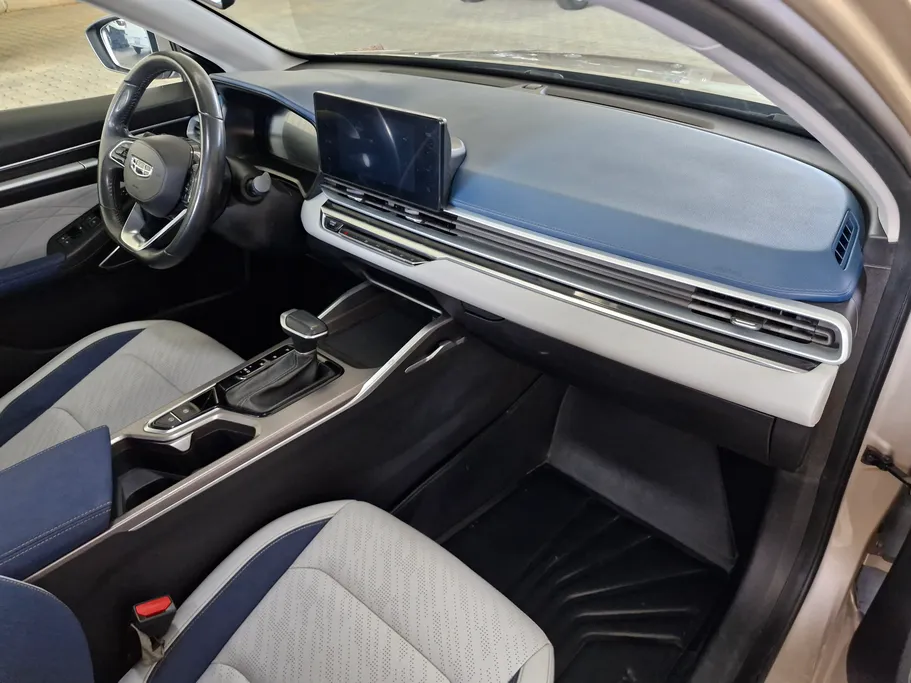 2023 Geely Emgrand GF 