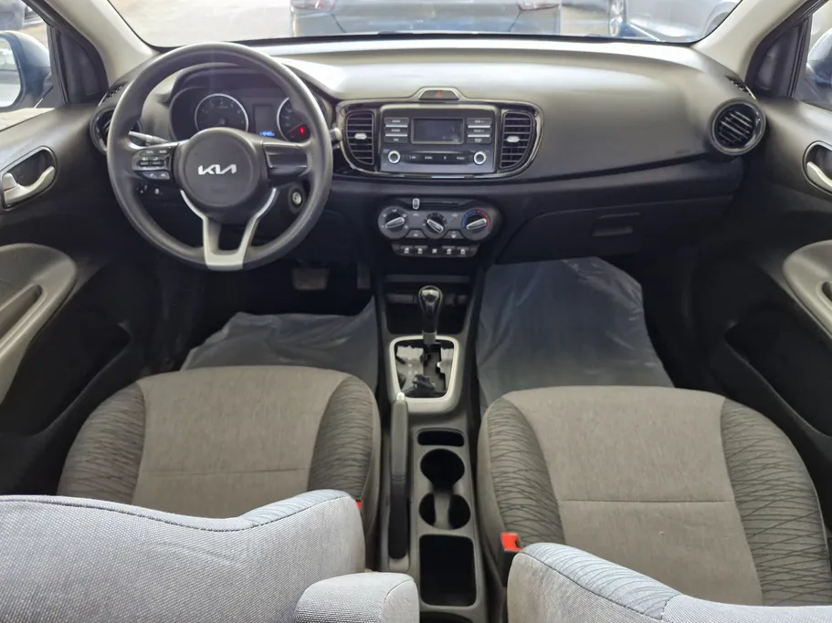 2022 Kia Pegas LX 