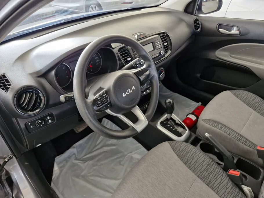 2022 Kia Pegas LX 
