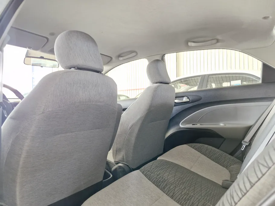 2022 Kia Pegas LX 
