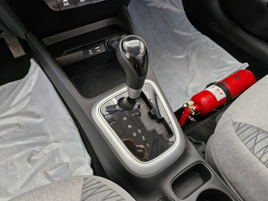 2022 Kia Pegas LX 