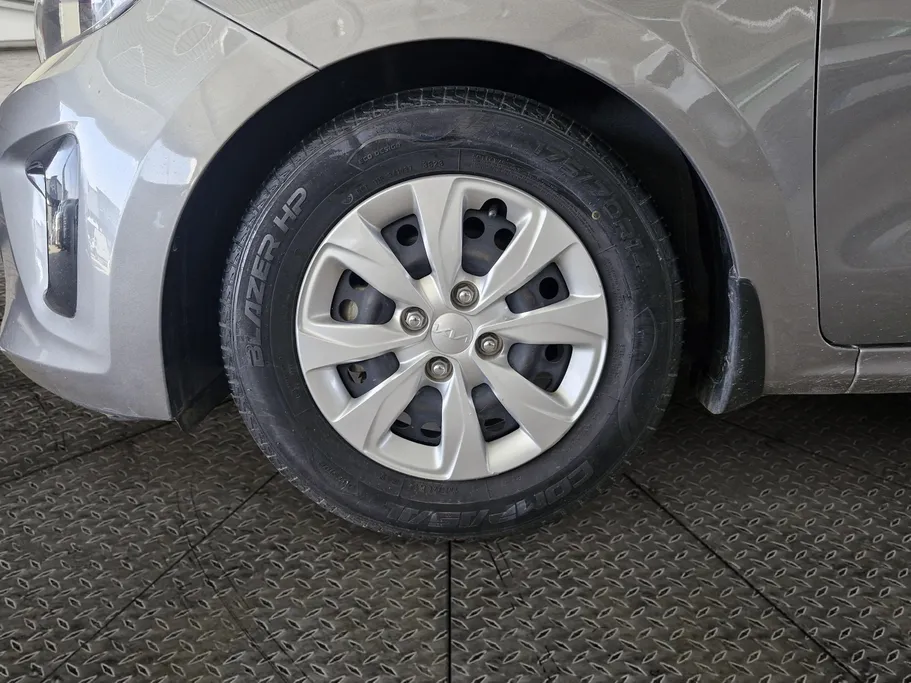 2022 Kia Pegas LX 