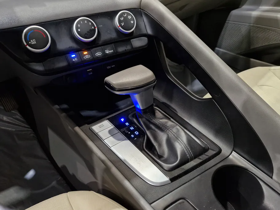 2021 Hyundai Elantra Smart 