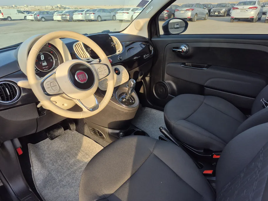 فيات 500 C 2024 