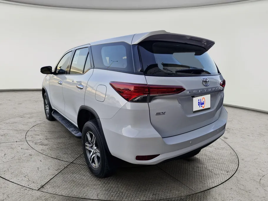 2023 Toyota Fortuner GX2 