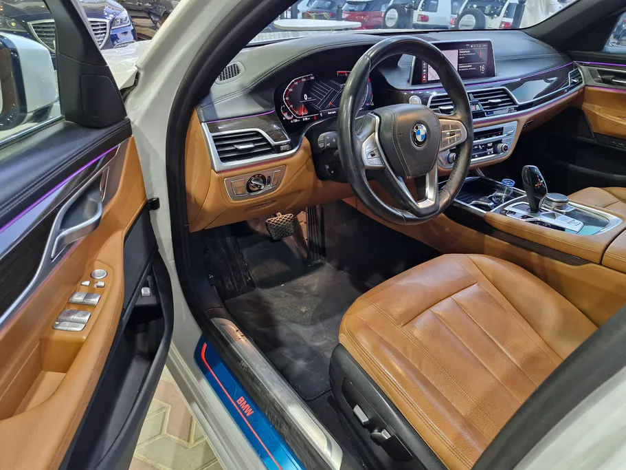 2020 BMW 7 Series 730Li 