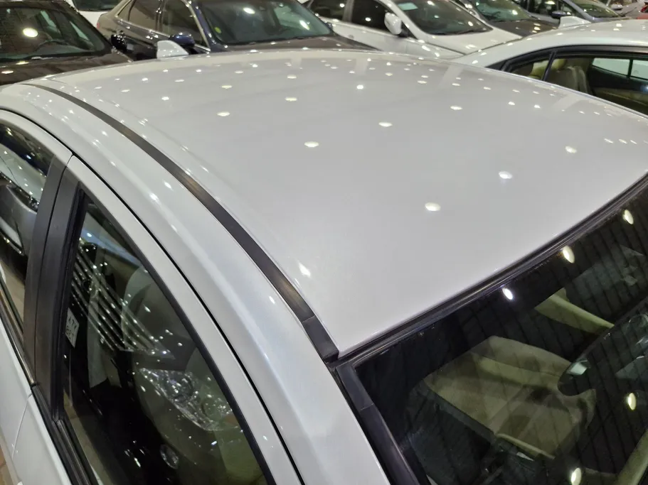 2023 Toyota Yaris  Y 