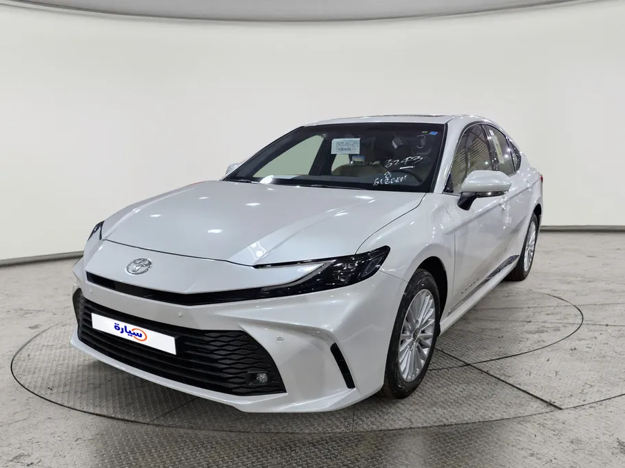 2025 Toyota Camry  LE 