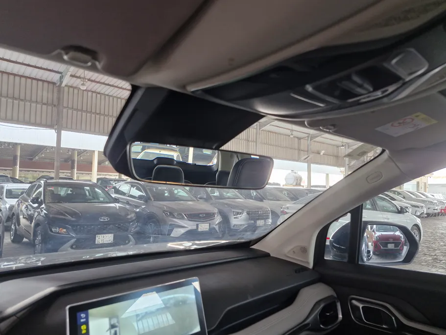 2022 Geely Okavango Full 