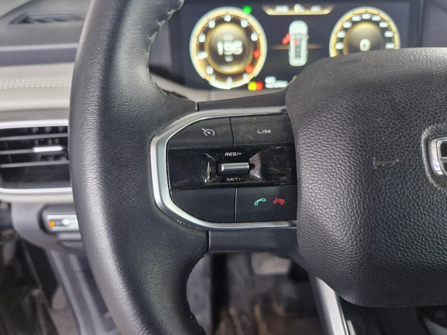 2022 Geely Okavango Full 
