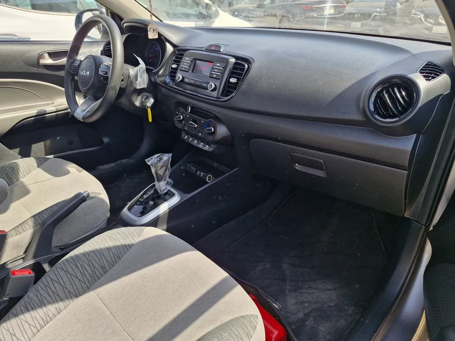 2024 Kia Pegas LX 