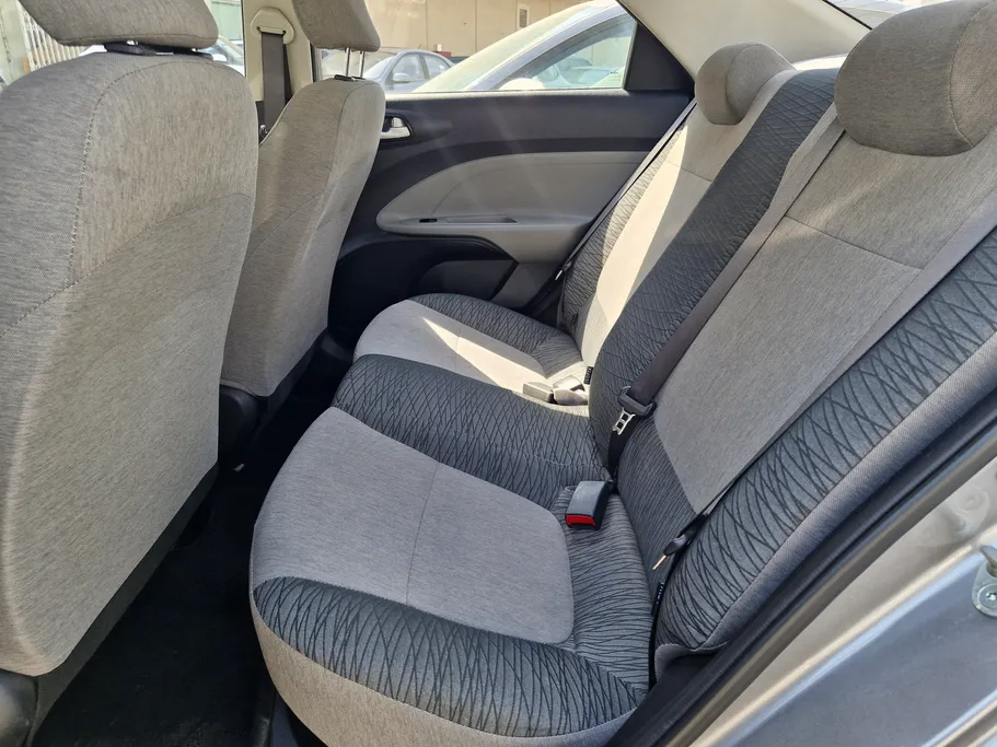 2024 Kia Pegas LX 