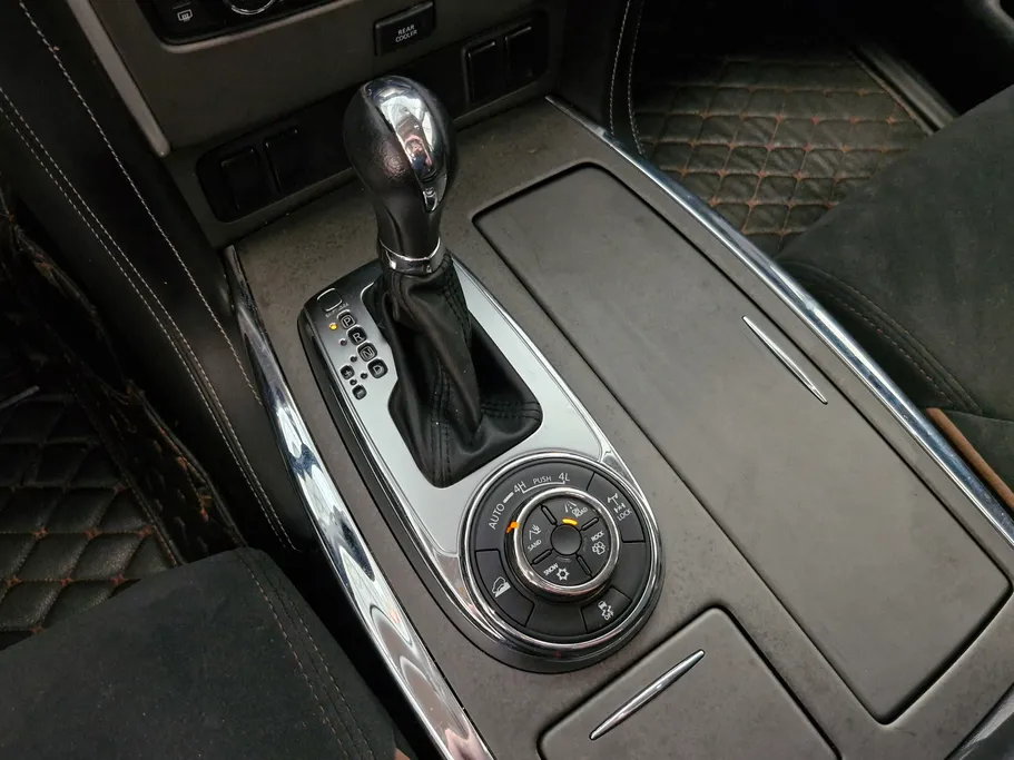 2020 Nissan Patrol XE 