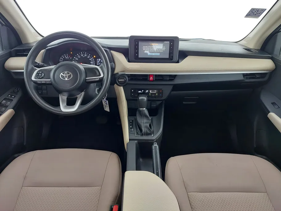 2023 Toyota Yaris  Y 