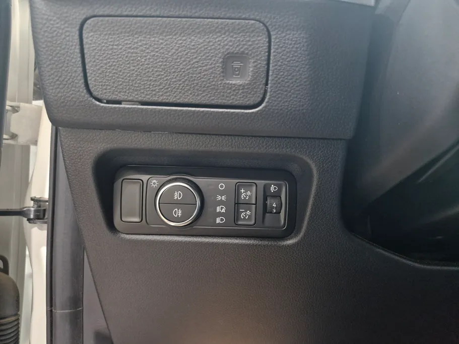 2025 Ford Everest XLT 