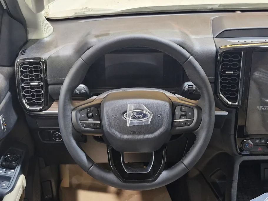 2025 Ford Everest XLT 