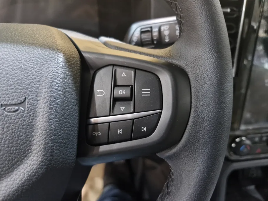 2025 Ford Everest XLT 