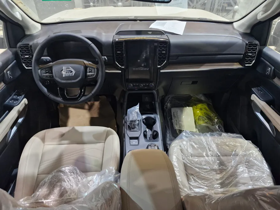 2025 Ford Everest XLT 