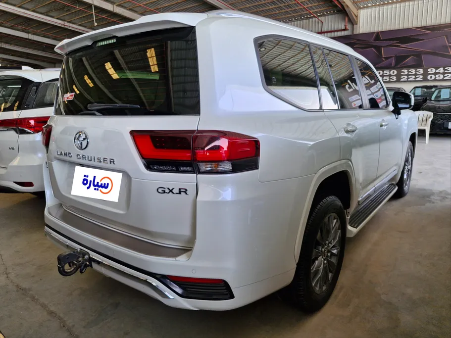 2023 Toyota Land Cruiser GXR3 
