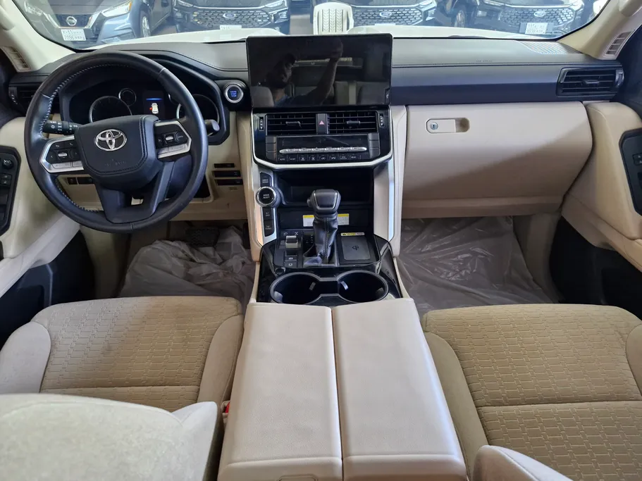 2023 Toyota Land Cruiser GXR3 