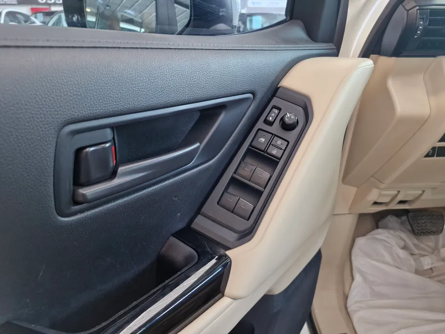 2023 Toyota Land Cruiser GXR3 