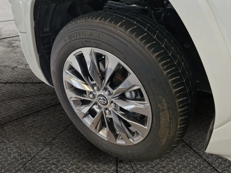 2023 Toyota Land Cruiser GXR3 