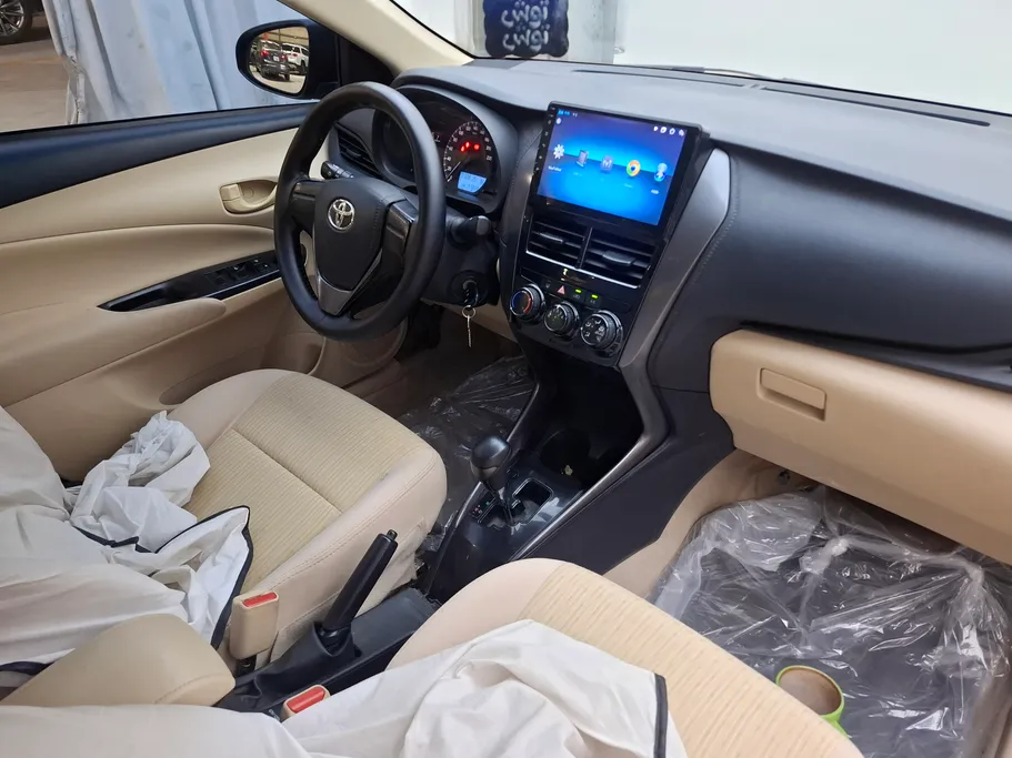 2021 Toyota Yaris  Y 