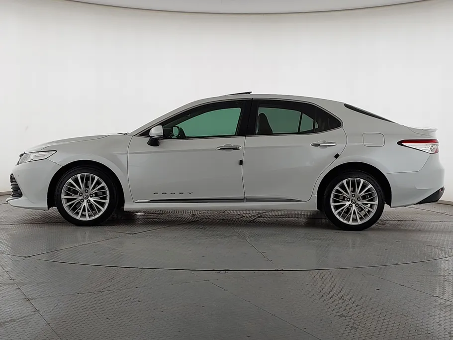 2019 Toyota Camry  Grande 