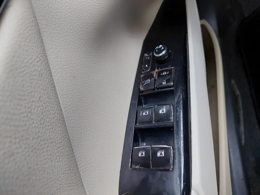2019 Toyota Camry  Grande 
