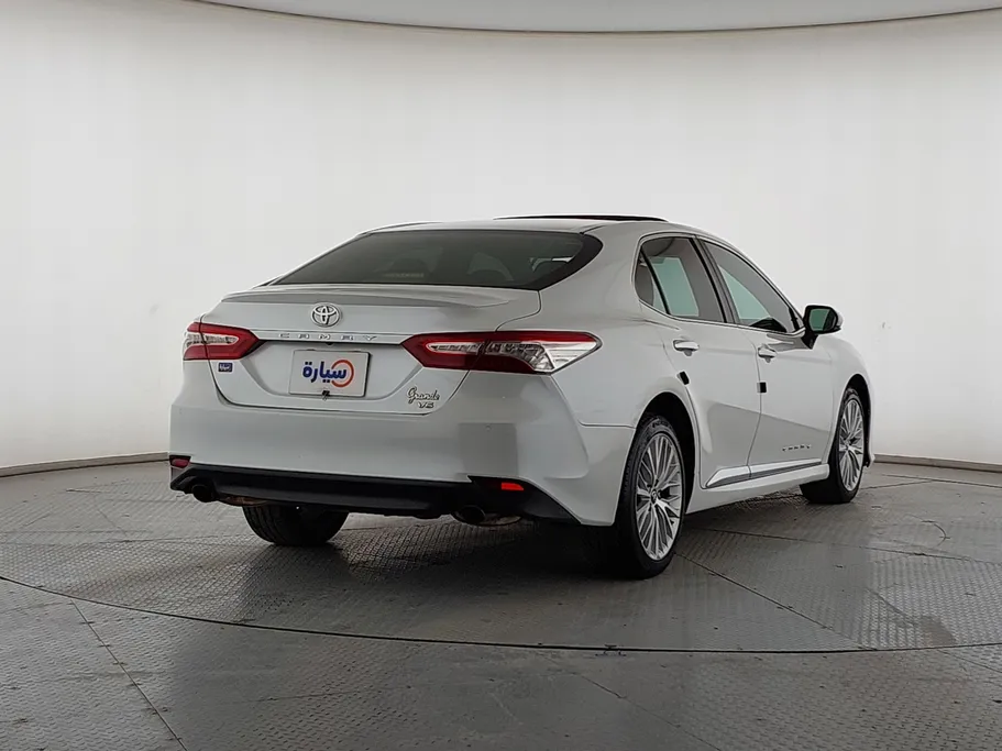 2019 Toyota Camry  Grande 