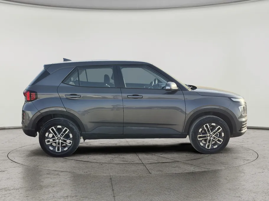2024 Hyundai Venue Smart 