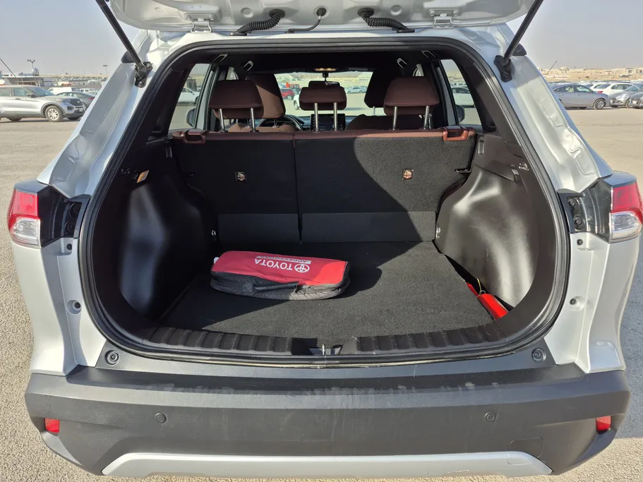 2024 Toyota Corolla Cross LE HEV 