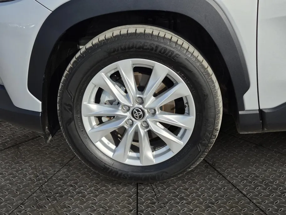 2024 Toyota Corolla Cross LE HEV 