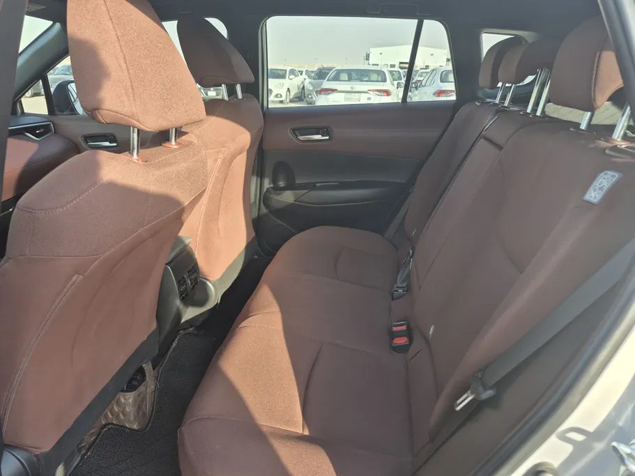 2024 Toyota Corolla Cross LE HEV 