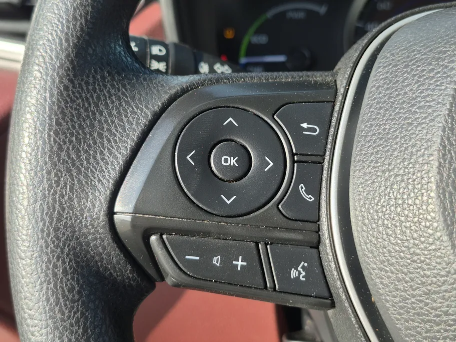 2024 Toyota Corolla Cross LE HEV 