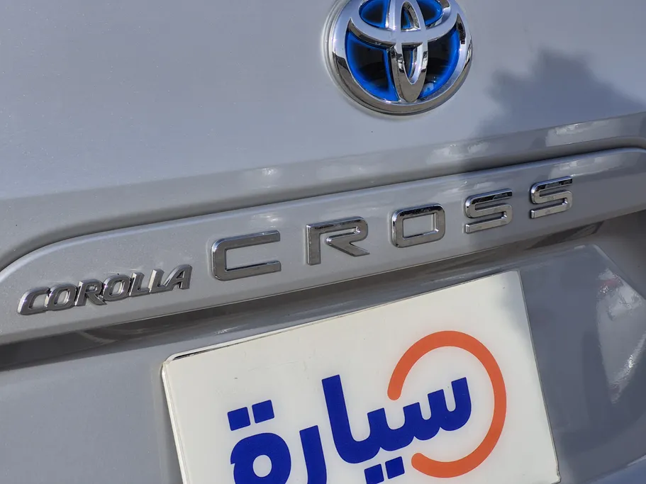 2024 Toyota Corolla Cross LE HEV 