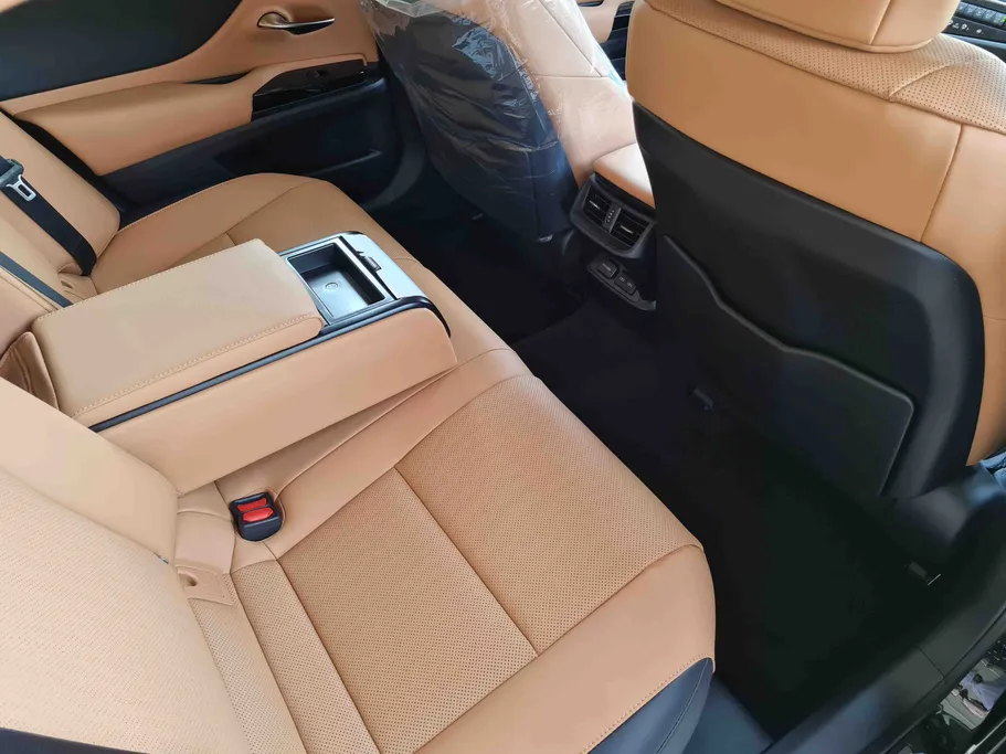 2025 Lexus ES 300 AH Hybrid  