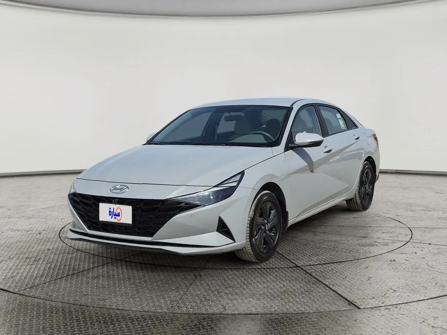 2023 Hyundai Elantra Smart 