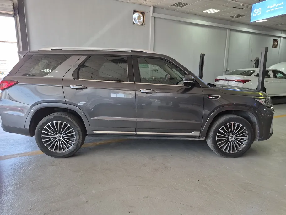 2022 Changan CS95 Royal 