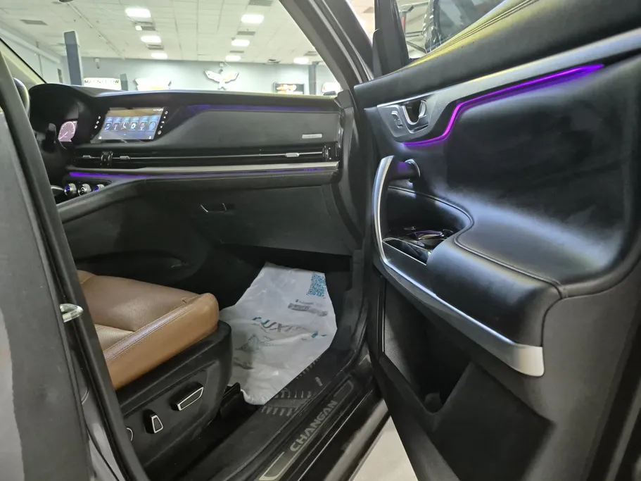 2022 Changan CS95 Royal 
