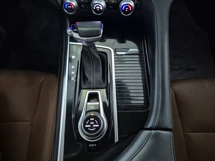 2022 Changan CS95 Royal 